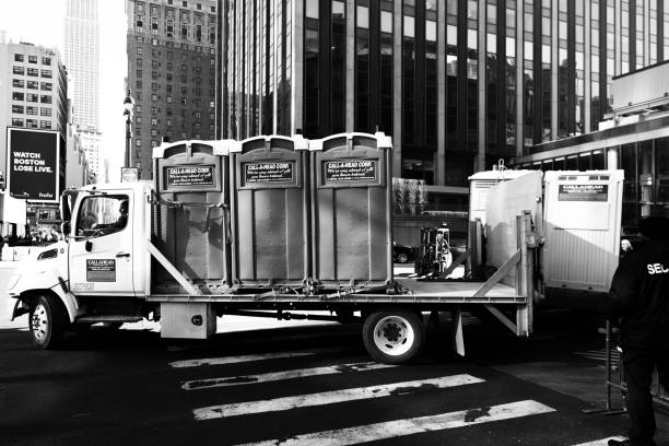 Portable Toilet Options We Offer in St Petersburg, FL